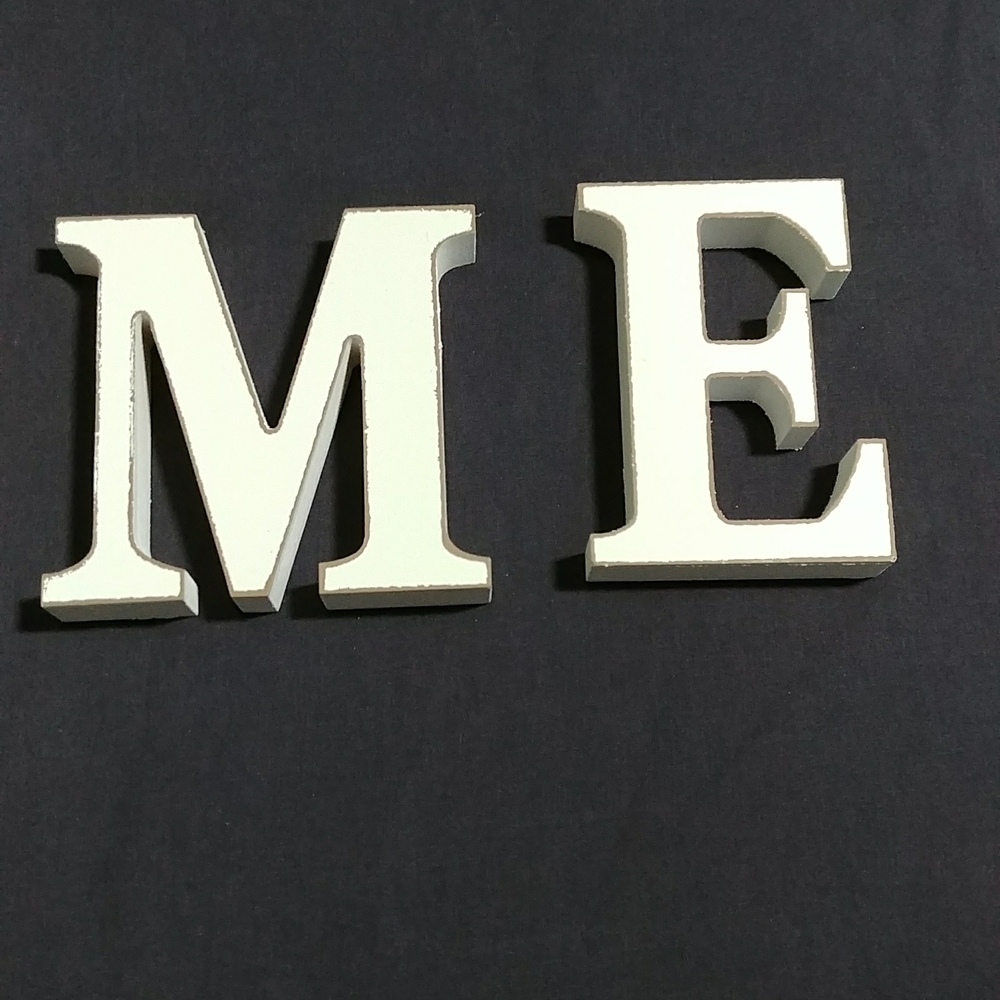 'HOME' Sign - Picture 3 of 9